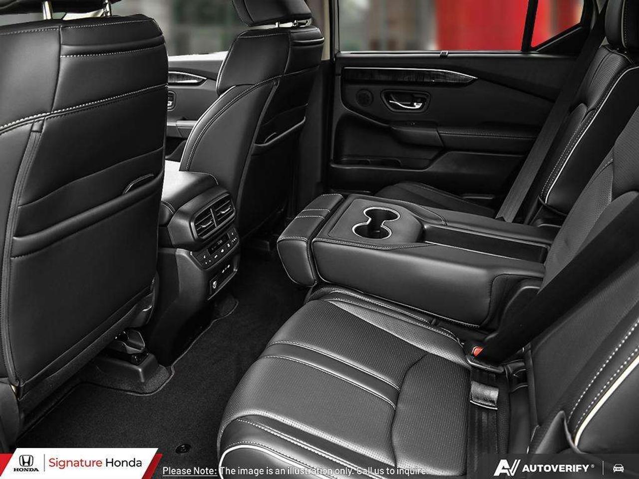 2025 Honda Pilot Touring Photo