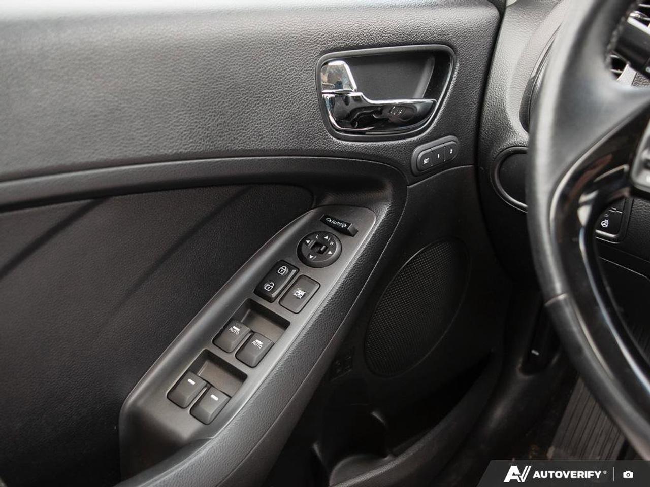 2017 Kia Forte EX Photo