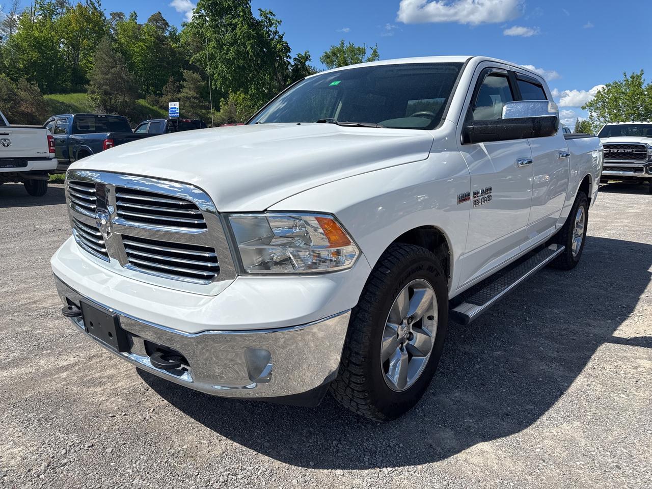 2016 RAM 1500 Big Horn - tow pkg - sunroof Photo