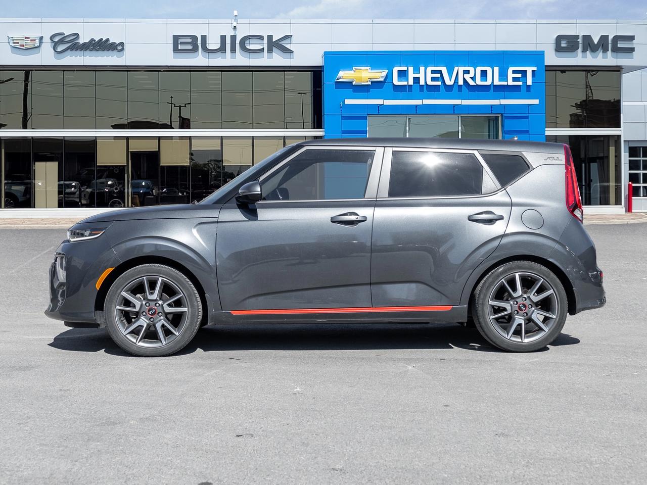 2021 Kia Soul GT-Line   LOCAL TRADE   WELL SERVICED Photo2