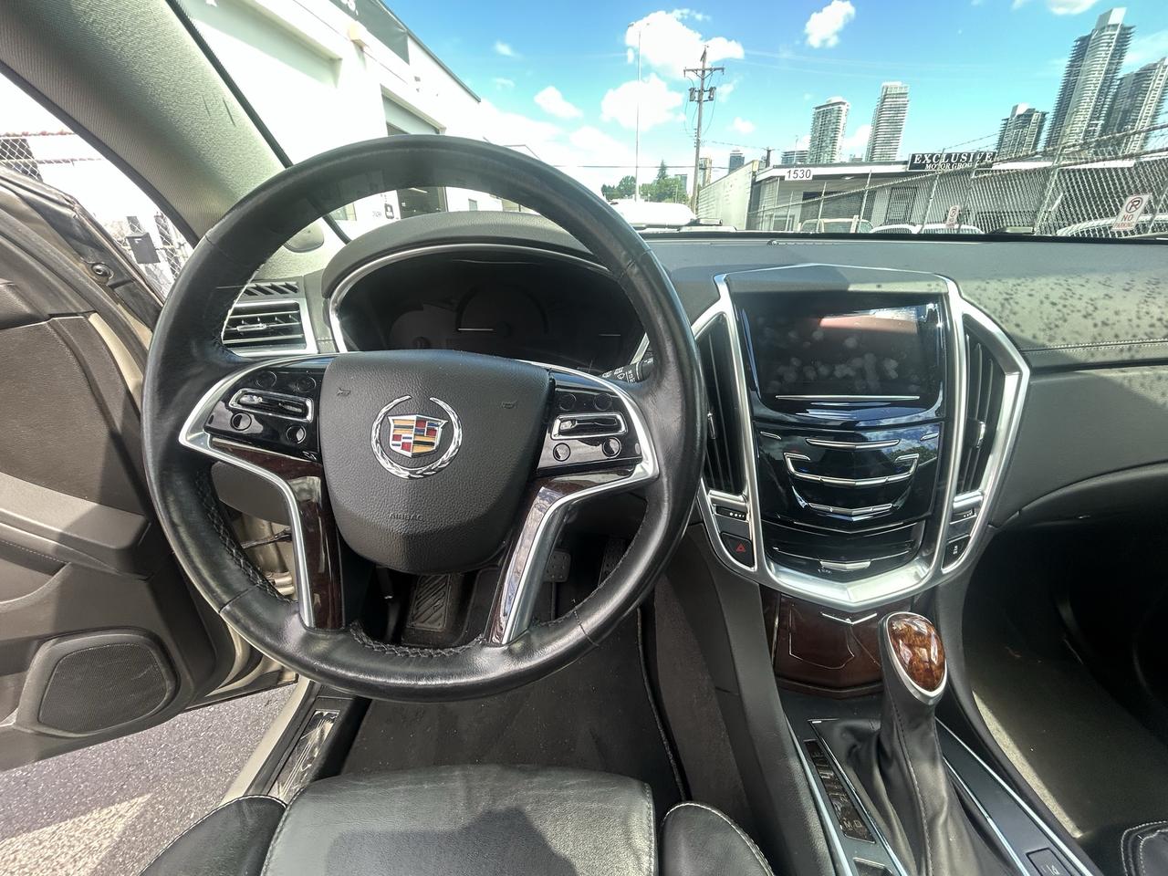 2016 Cadillac SRX Luxury Photo