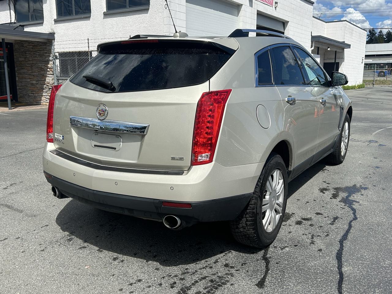 2016 Cadillac SRX Luxury - Photo #6