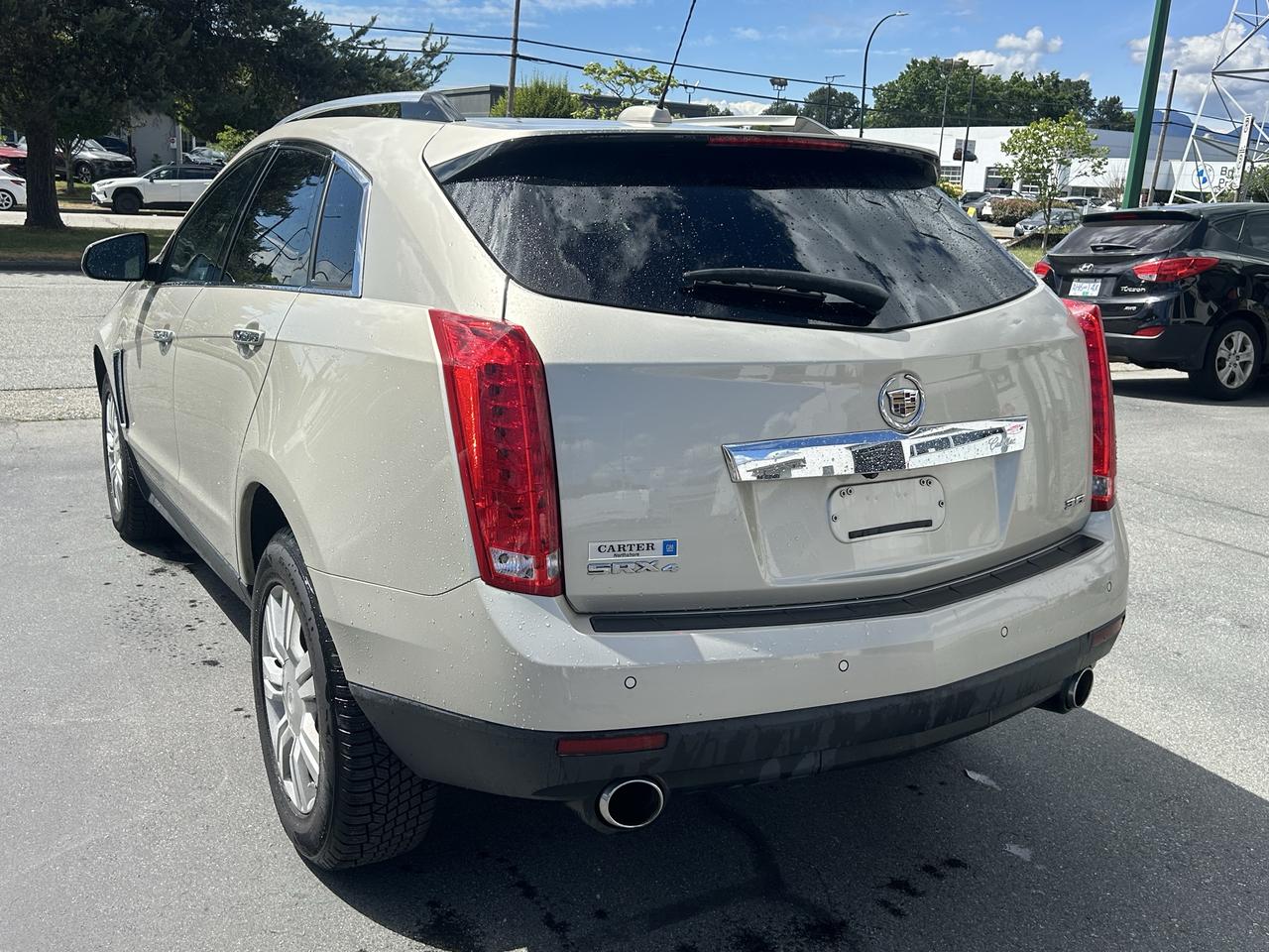 2016 Cadillac SRX Luxury Photo