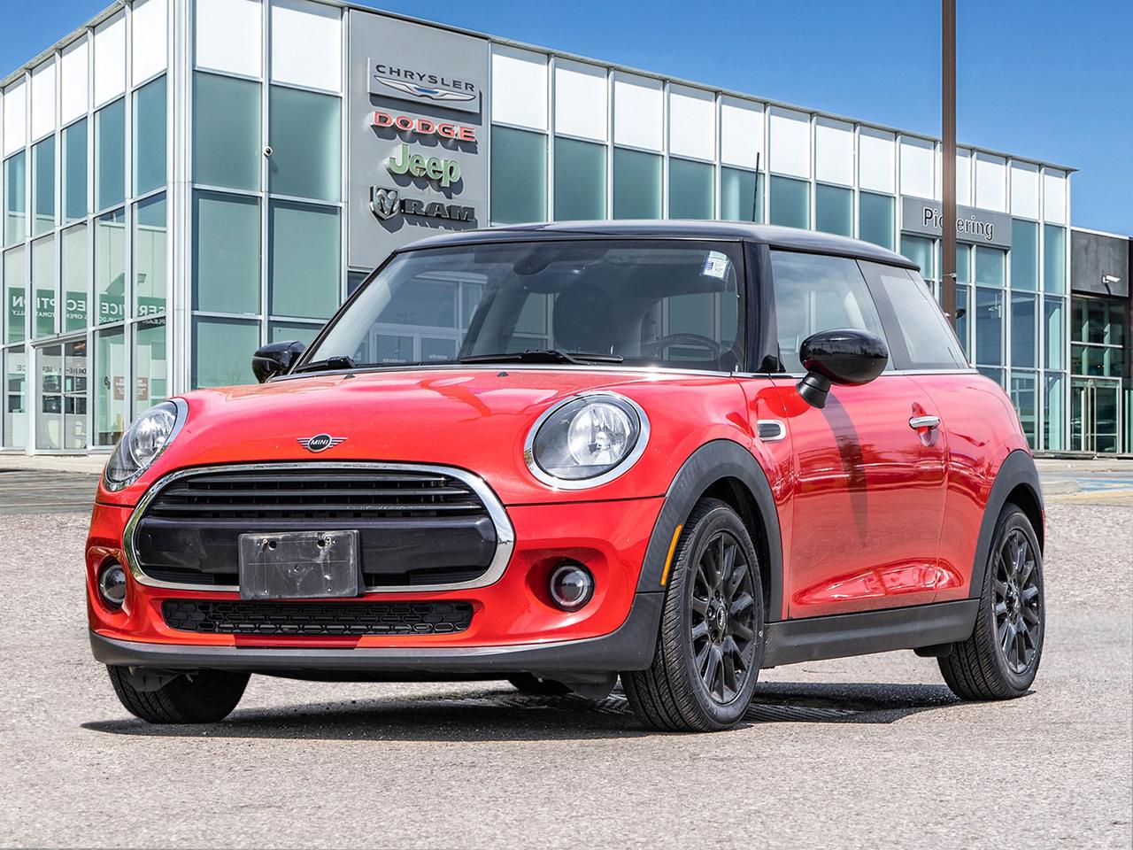 2021 MINI Cooper Cooper FWD  ONE OWNER  LOW KMS Photo