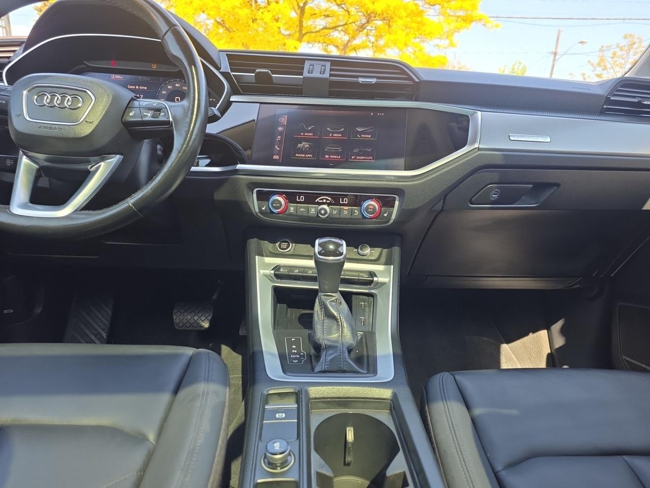 2021 Audi Q3 Progressiv S-Line *NO ACCIDENTS/CARPLAY/NAVI/CAM/P Photo