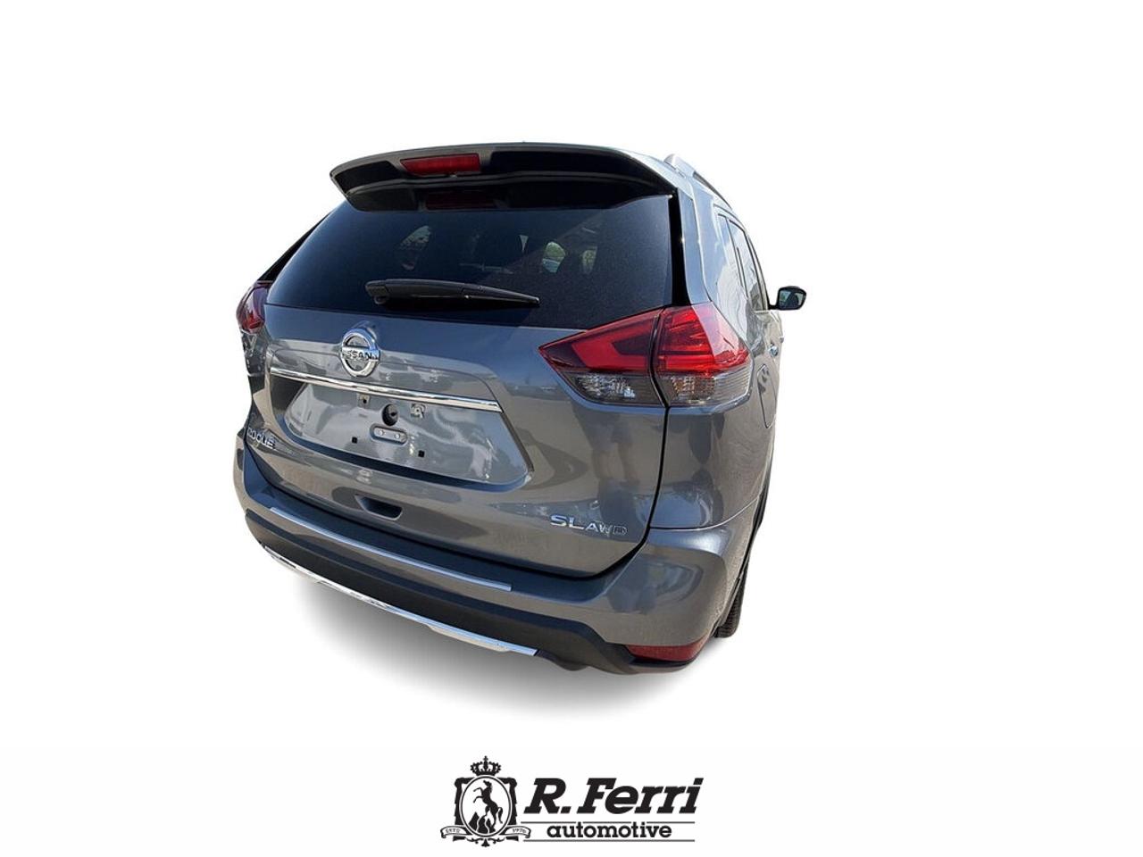 2017 Nissan Rogue  Photo