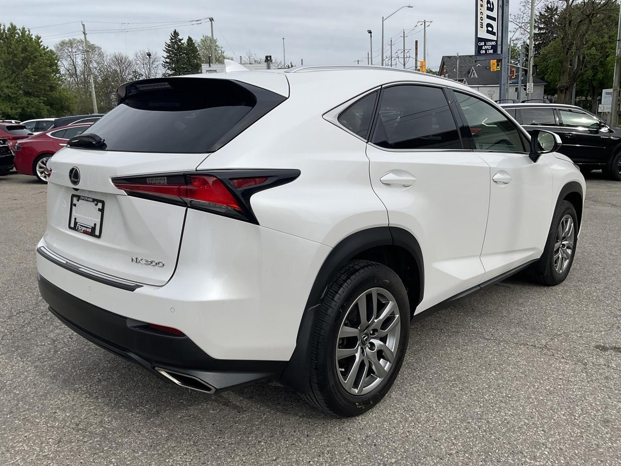 2019 Lexus NX NX 300 Premium AWD - LEATHER! NAV! BACK-UP CAM! BS Photo