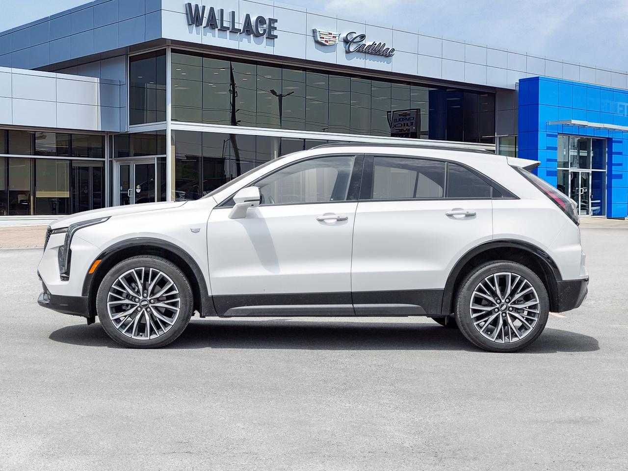 2025 Cadillac XT4 AWD 4dr Sport   CLEAN CARFAX   LOCAL TRADE Photo