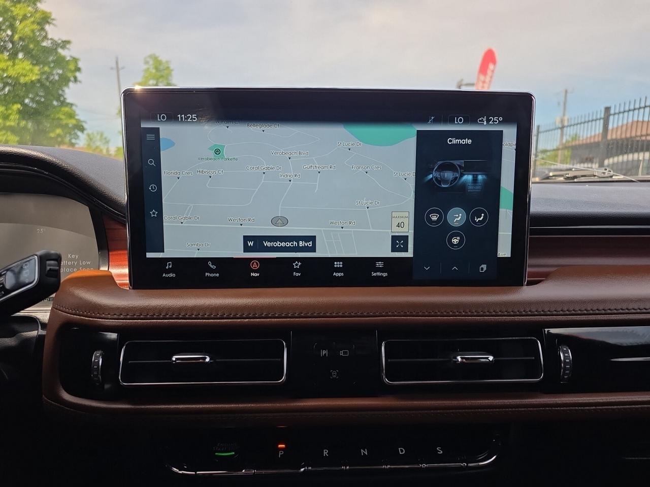2022 Lincoln Nautilus Reserve AWD * 1 OWNER / Photo