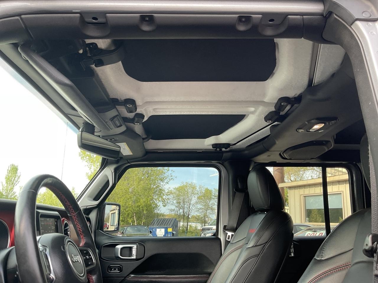 2018 Jeep WRANGLER UNLIMITED Rubicon - LEATHER! NAV! BACK-UP CAM! BSM! Photo