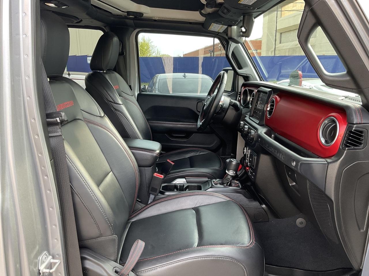 2018 Jeep WRANGLER UNLIMITED Rubicon - LEATHER! NAV! BACK-UP CAM! BSM! Photo