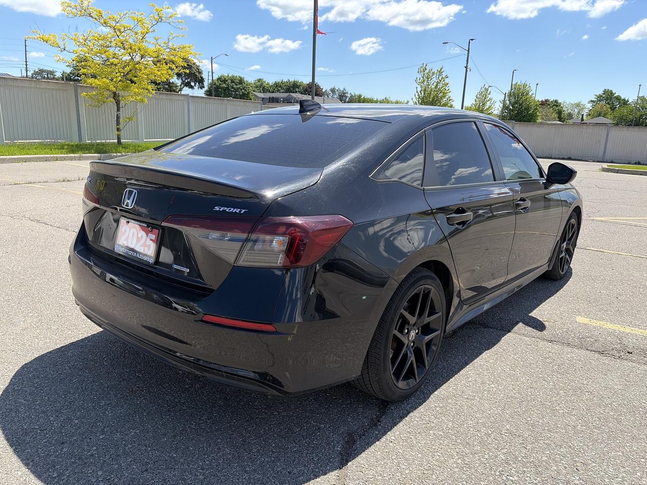 2025 Honda Civic Sport Hybrid CarPlay Sunroof Rear Camera Photo
