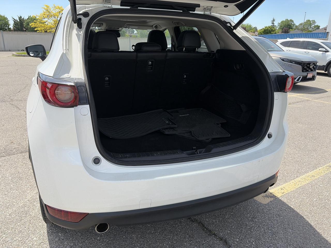 2021 Mazda CX-5 GT Photo