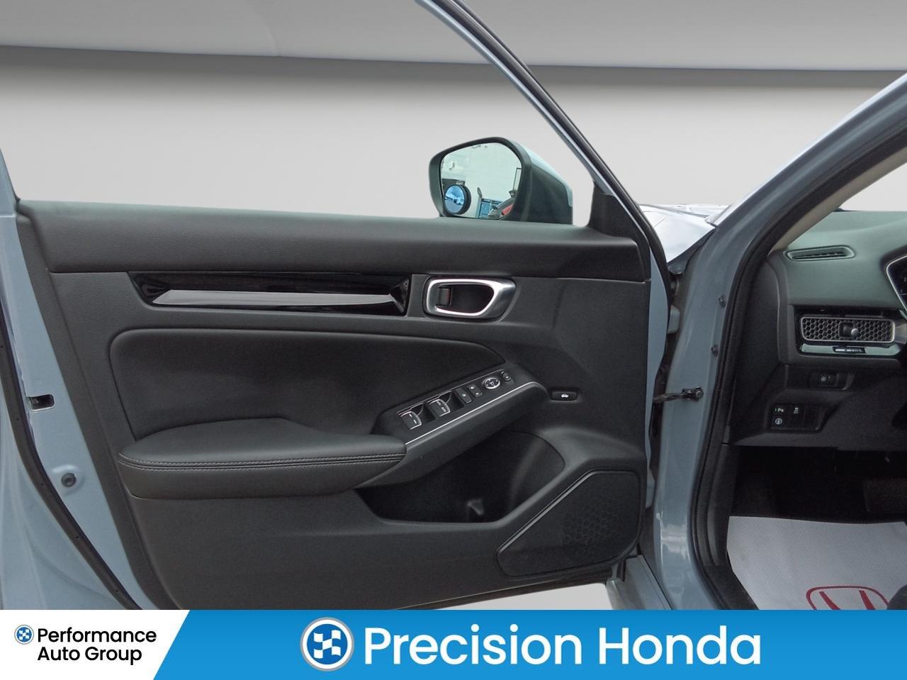 2023 Honda Civic Touring Photo