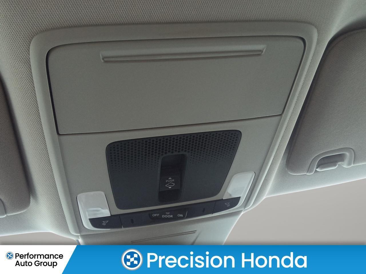 2023 Honda Civic Touring Photo