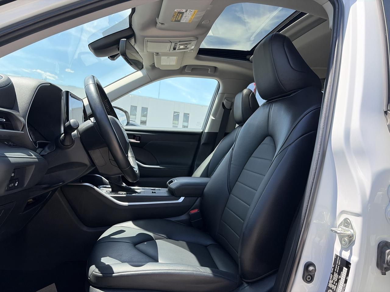 2023 Toyota Highlander XLE Photo