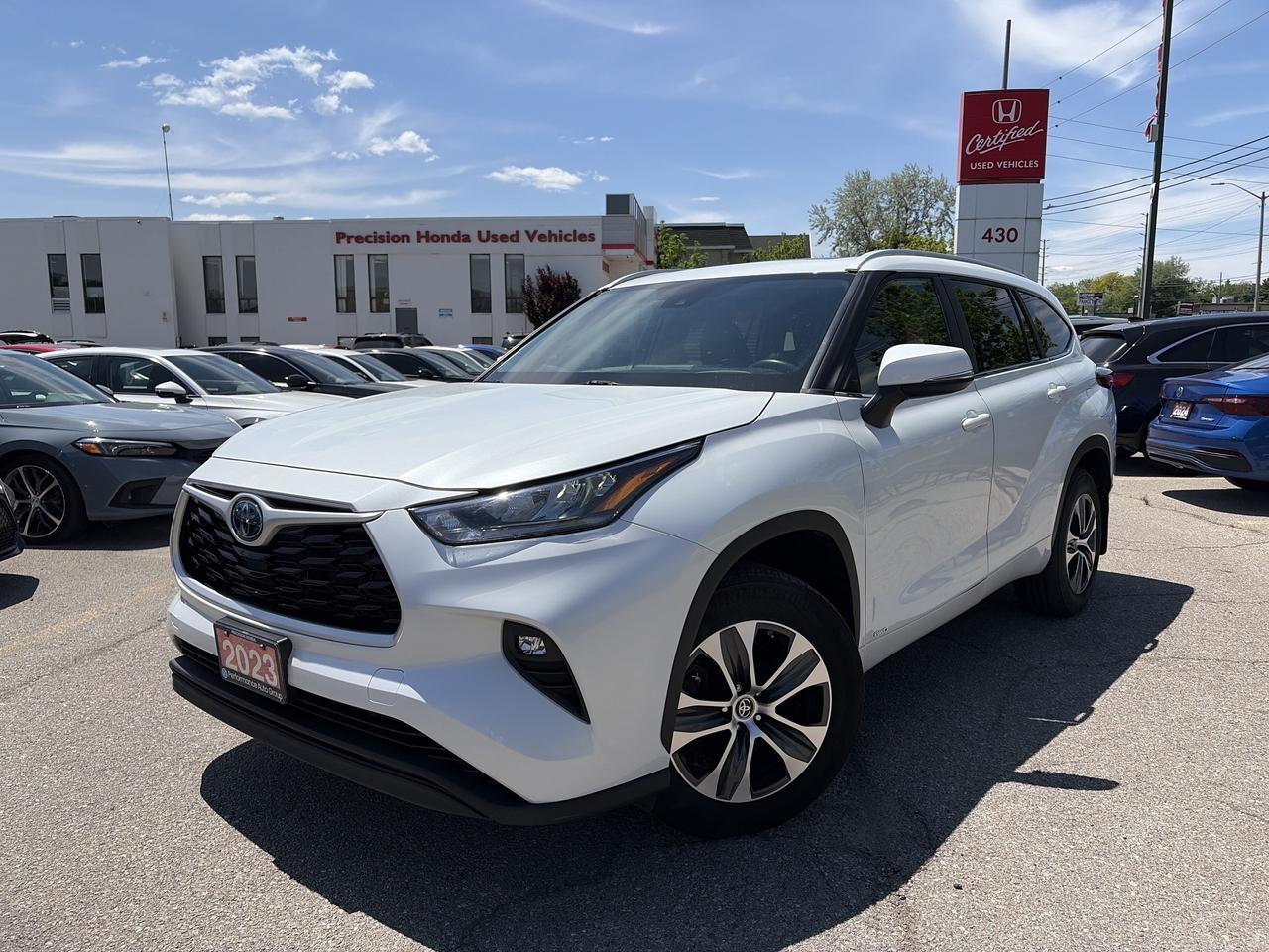 2023 Toyota Highlander XLE Photo