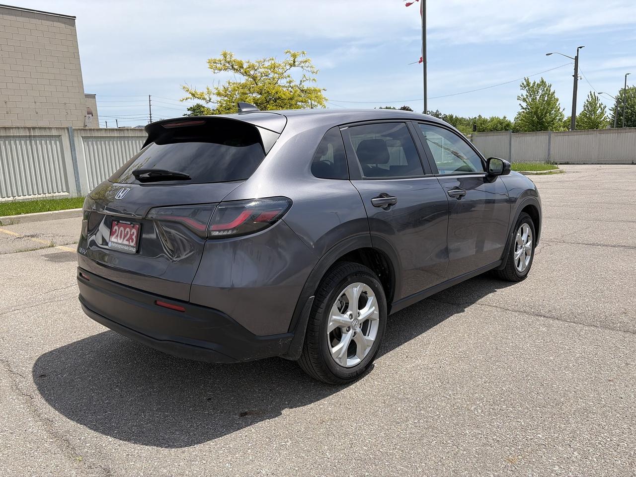 2023 Honda HR-V LX AWD CarPlay Rear Camera Bluetooth Photo