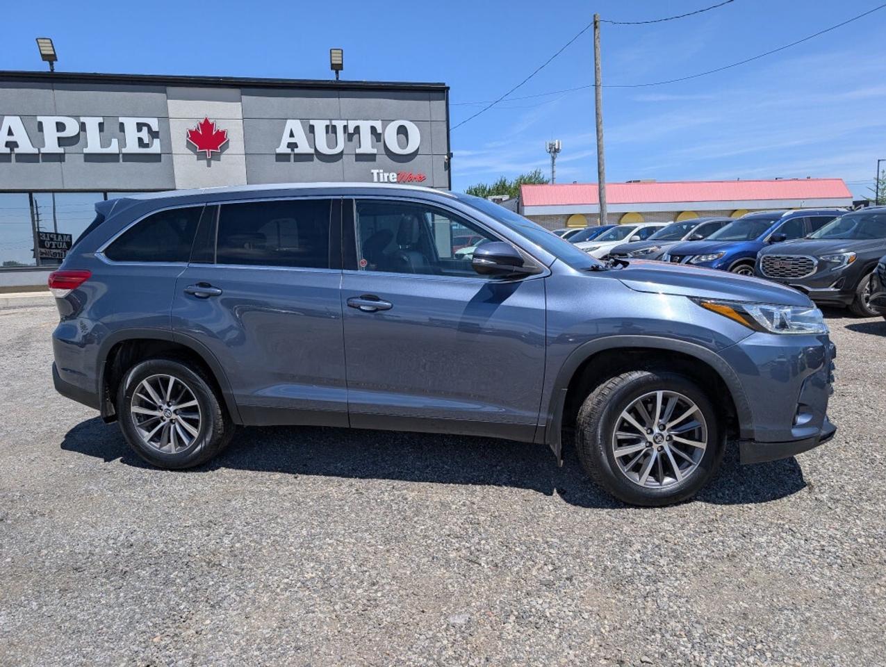 2019 Toyota Highlander XLE AWD NAV LEATHER SUNROOF CAMERA Photo