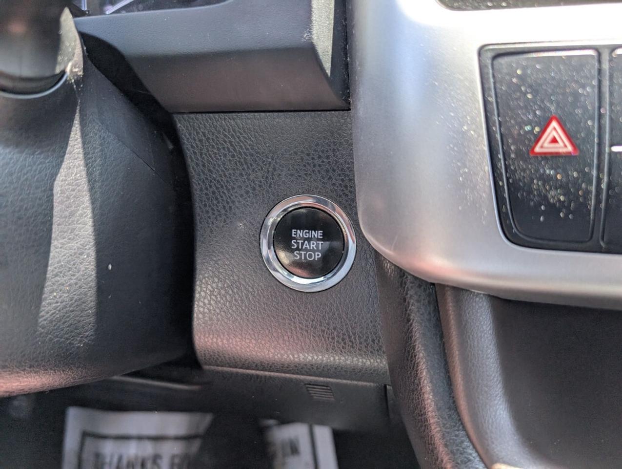 2019 Toyota Highlander XLE AWD NAV LEATHER SUNROOF CAMERA Photo