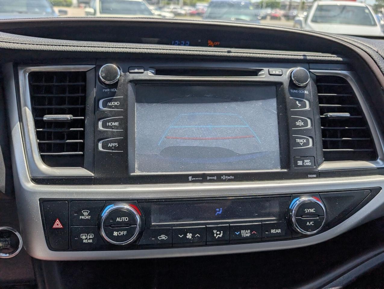 2019 Toyota Highlander XLE AWD NAV LEATHER SUNROOF CAMERA Photo