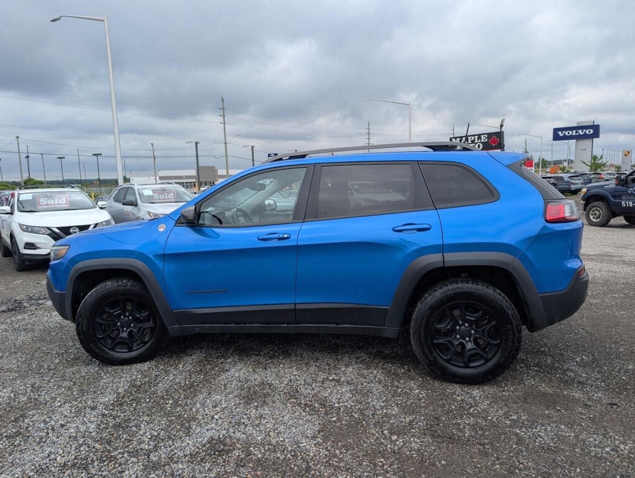 2019 Jeep Cherokee Trailhawk NAV LEATHER PANO ROOF CAMERA HTD SEATS Photo