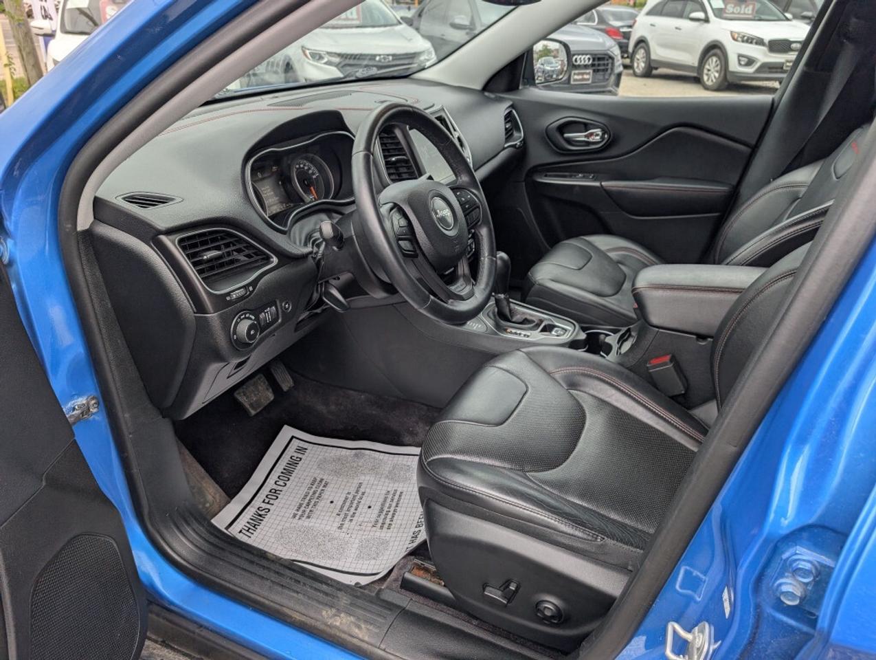 2019 Jeep Cherokee Trailhawk NAV LEATHER PANO ROOF CAMERA HTD SEATS Photo