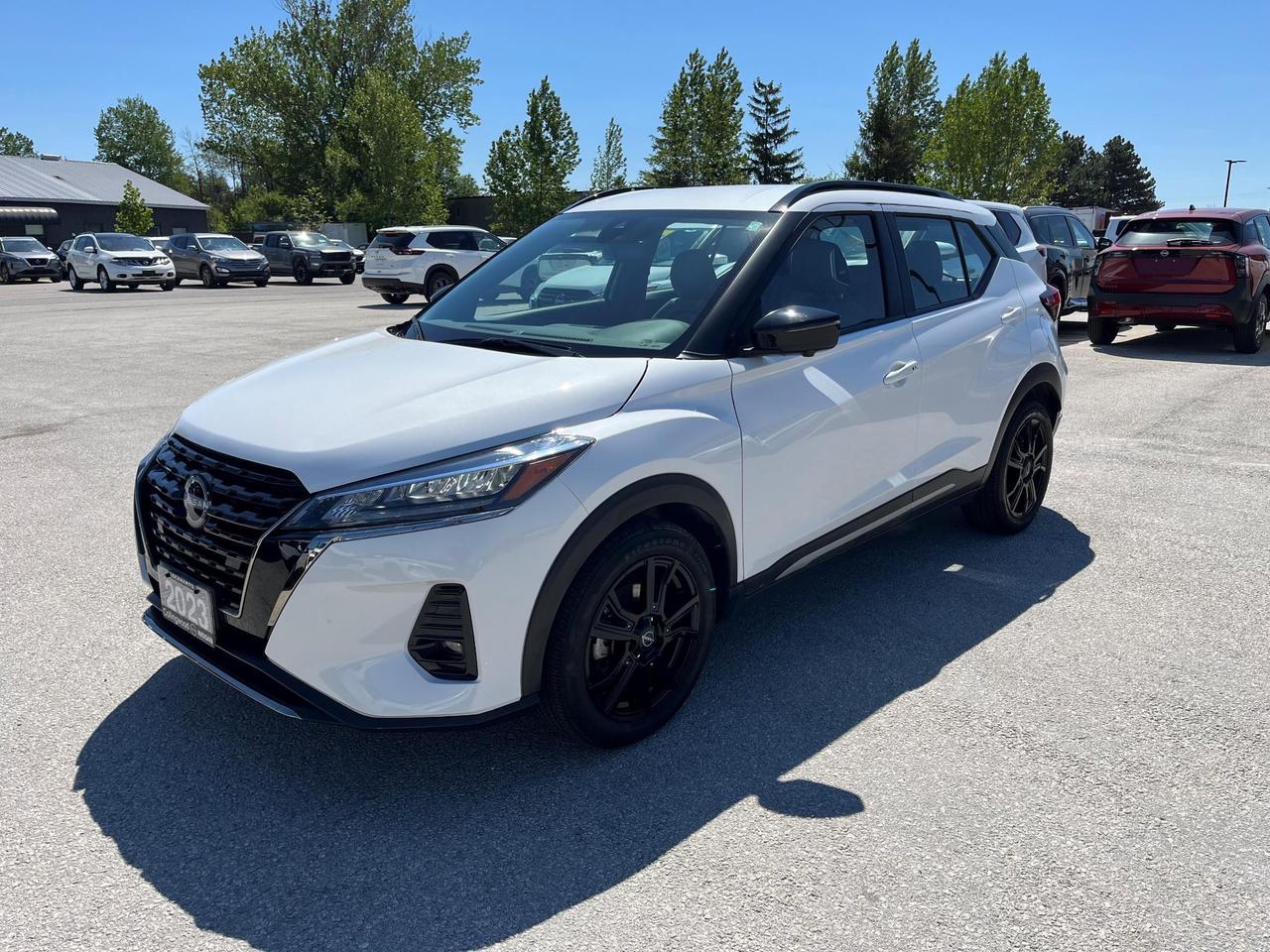 2023 Nissan Kicks SR PREMIUM Photo