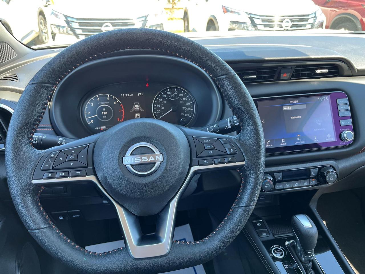 2023 Nissan Kicks SR PREMIUM Photo