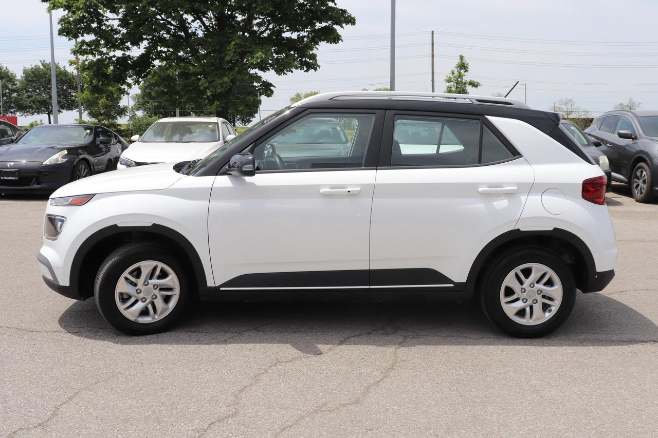 2025 Hyundai Venue Preferred IVT w-Two-Tone Photo