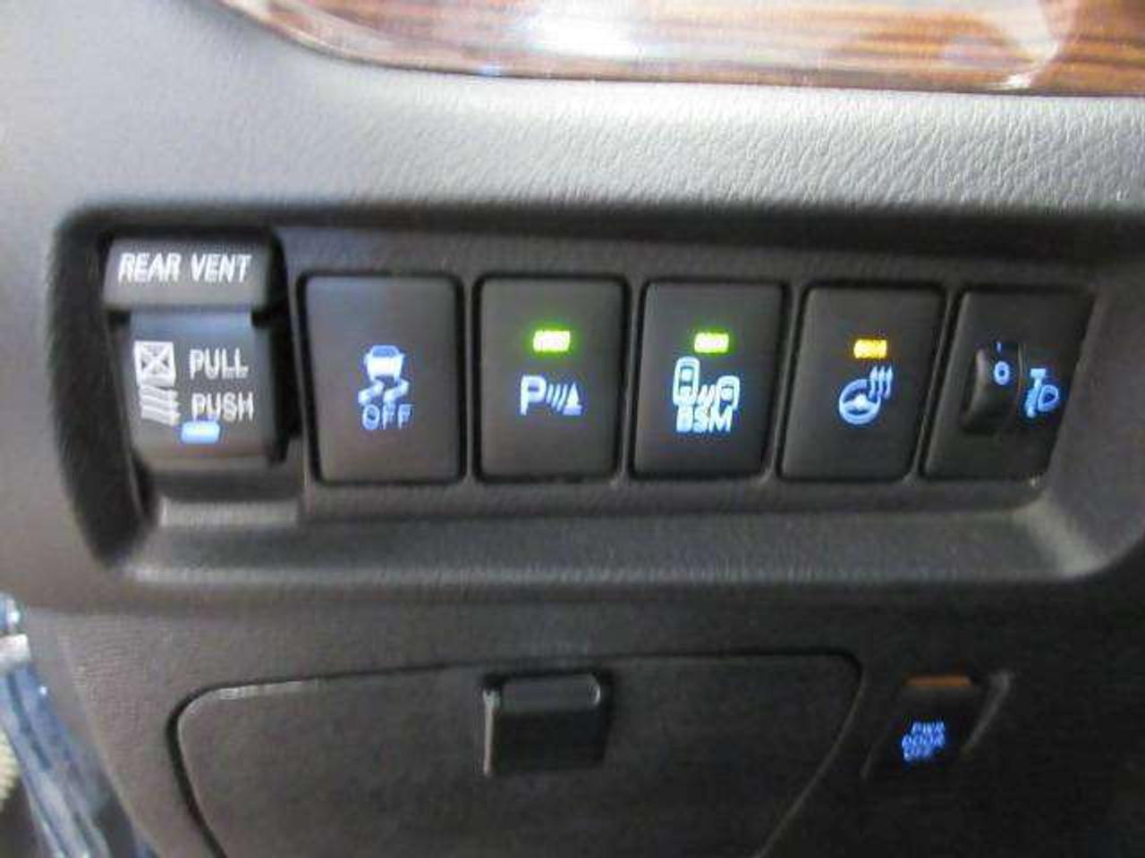 2015 Toyota Sienna AWD LIMITED, NAV, DUAL ROOFS, DVD, LEATHER, 179K! Photo