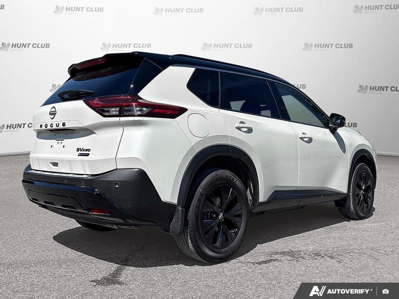 2023 Nissan Rogue SV MIDNIGHT   MOONROOF   APPLE CAR PLAY   HEATED S Photo