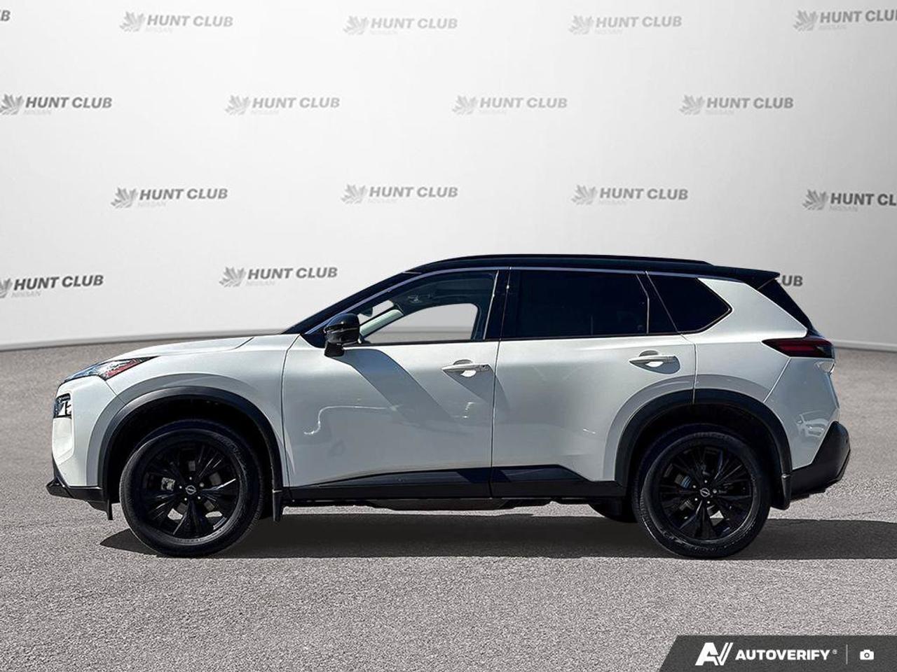 2023 Nissan Rogue SV MIDNIGHT   MOONROOF   APPLE CAR PLAY   HEATED S Photo