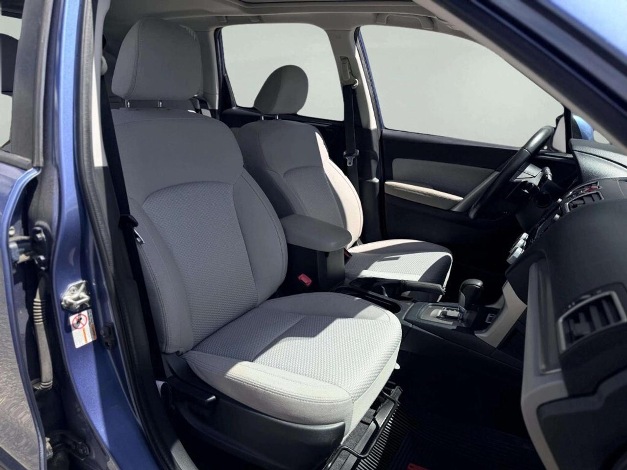 2017 Subaru Forester Touring w/Tech Pkg Photo