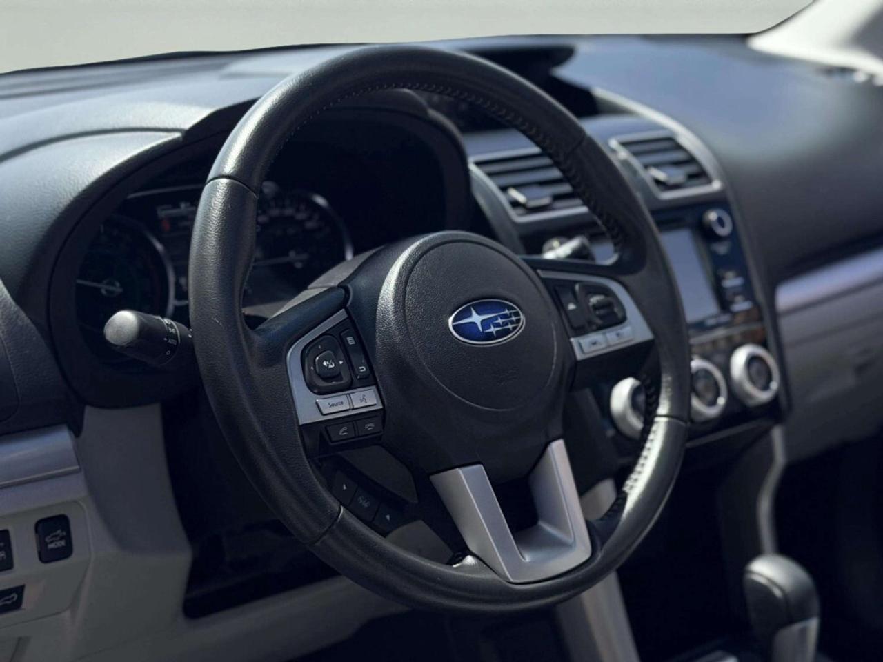2017 Subaru Forester Touring w/Tech Pkg Photo