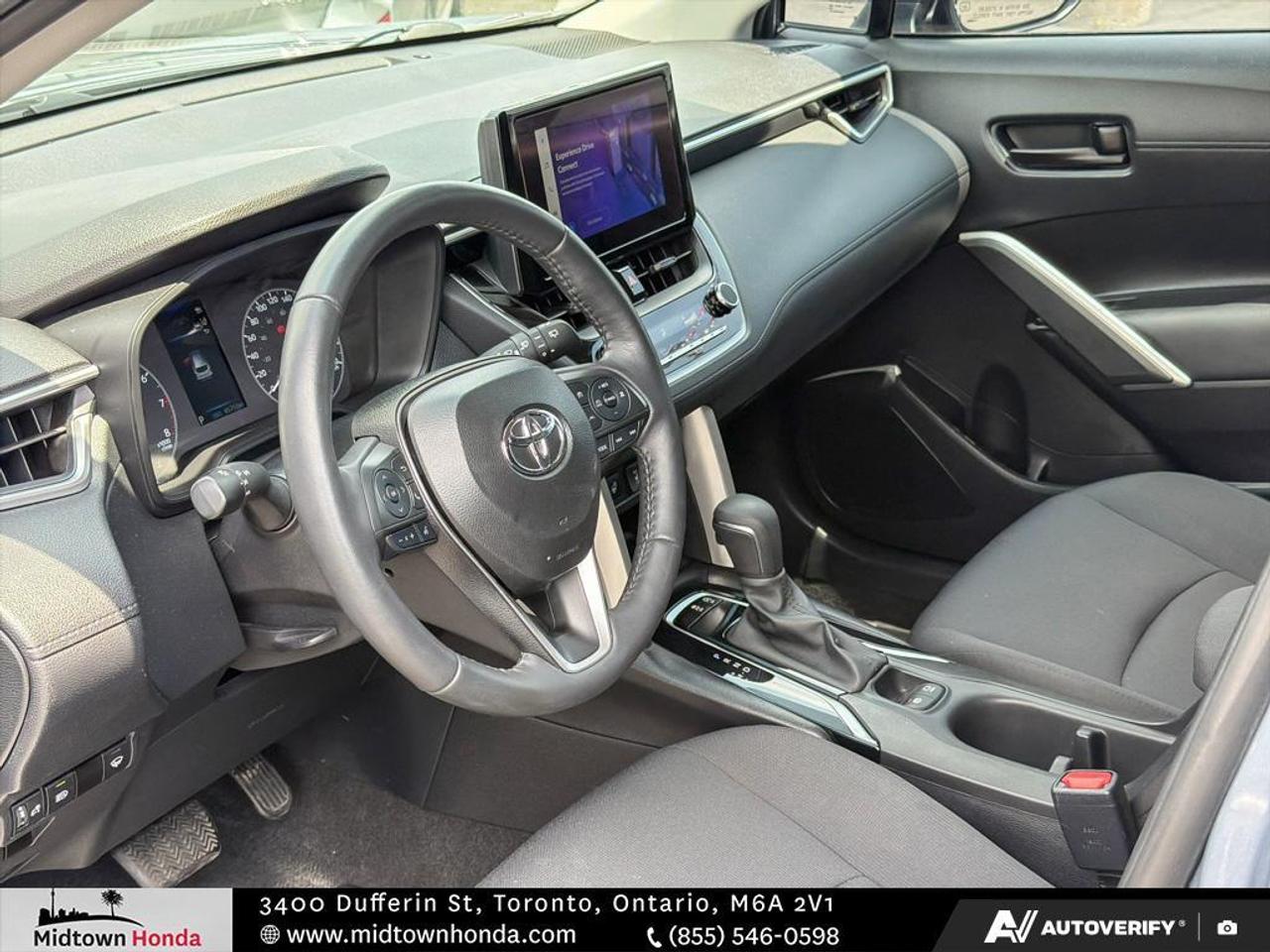 2024 Toyota Corolla Cross ONE OWNER I BLUETOOTH I ALL WHEEL DRIVE Photo