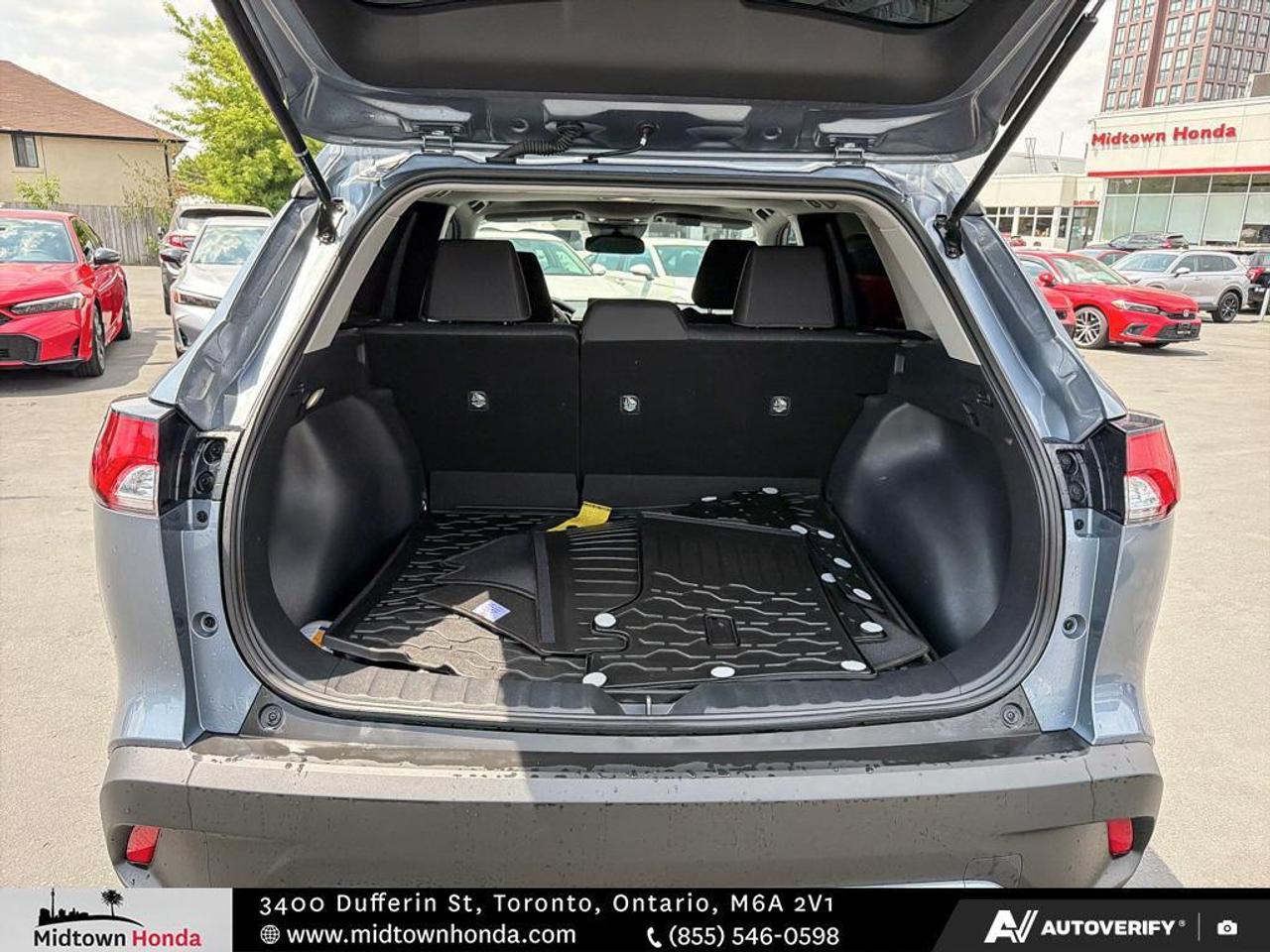 2024 Toyota Corolla Cross ONE OWNER I BLUETOOTH I ALL WHEEL DRIVE Photo