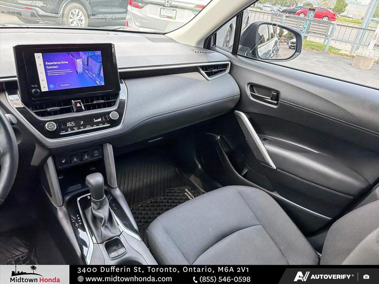 2024 Toyota Corolla Cross ONE OWNER I BLUETOOTH I ALL WHEEL DRIVE Photo