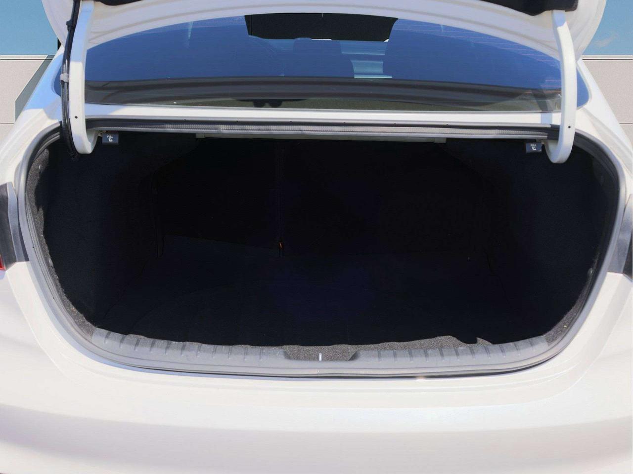 2024 Kia Forte EX Photo