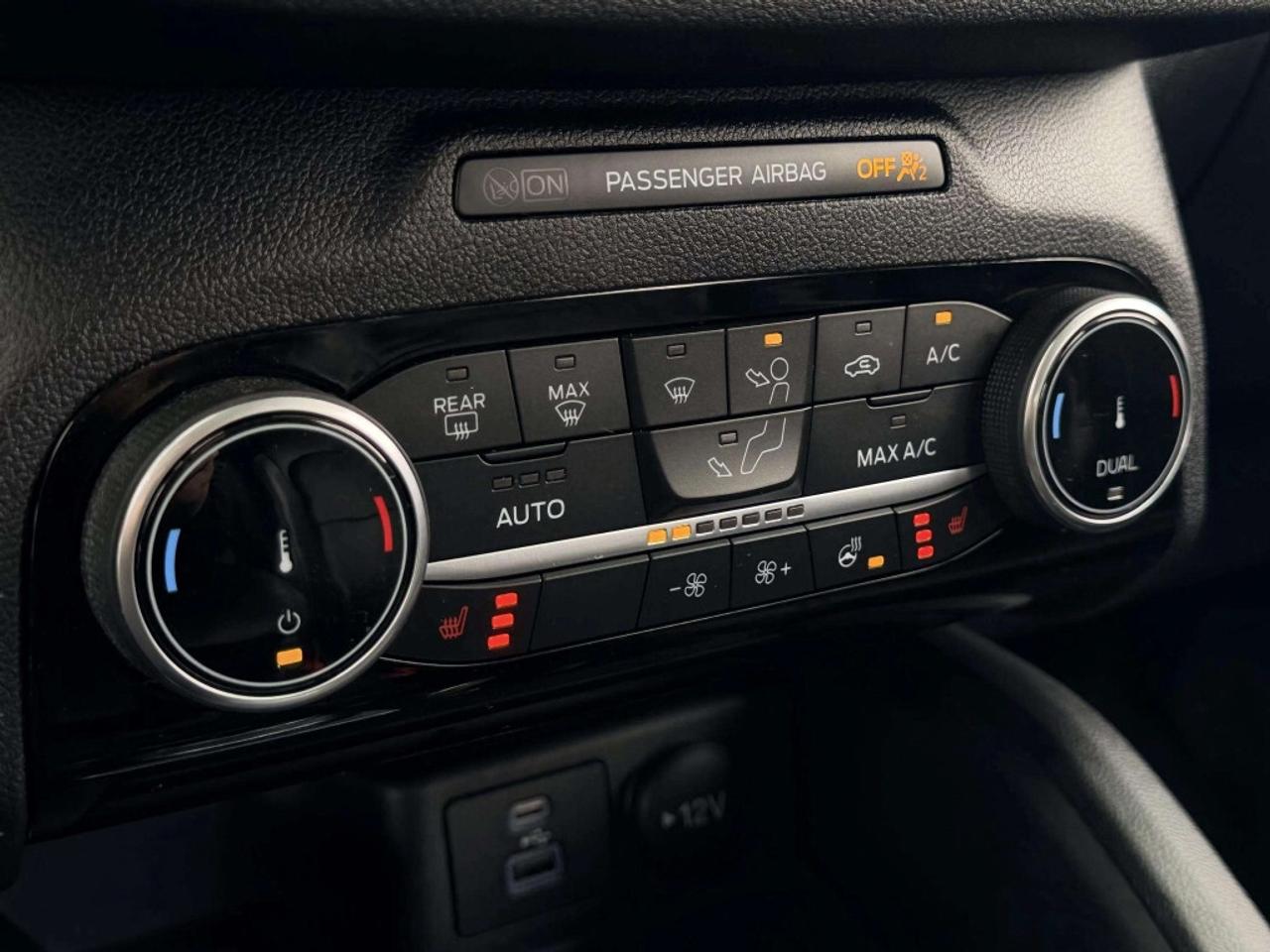 2022 Ford Escape SEL Plug-In Hybrid Photo