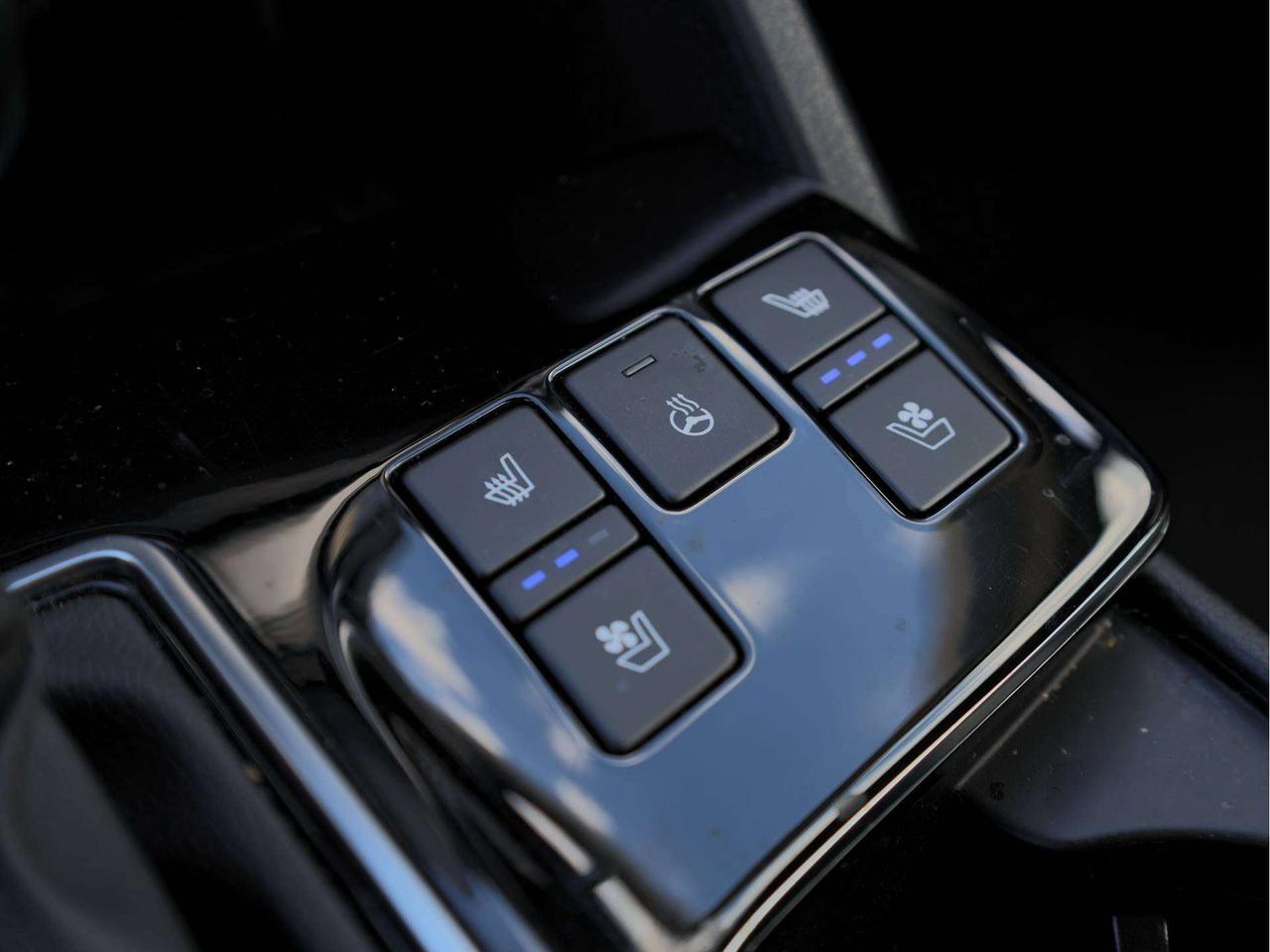 2023 Kia Sportage EX Premium Photo