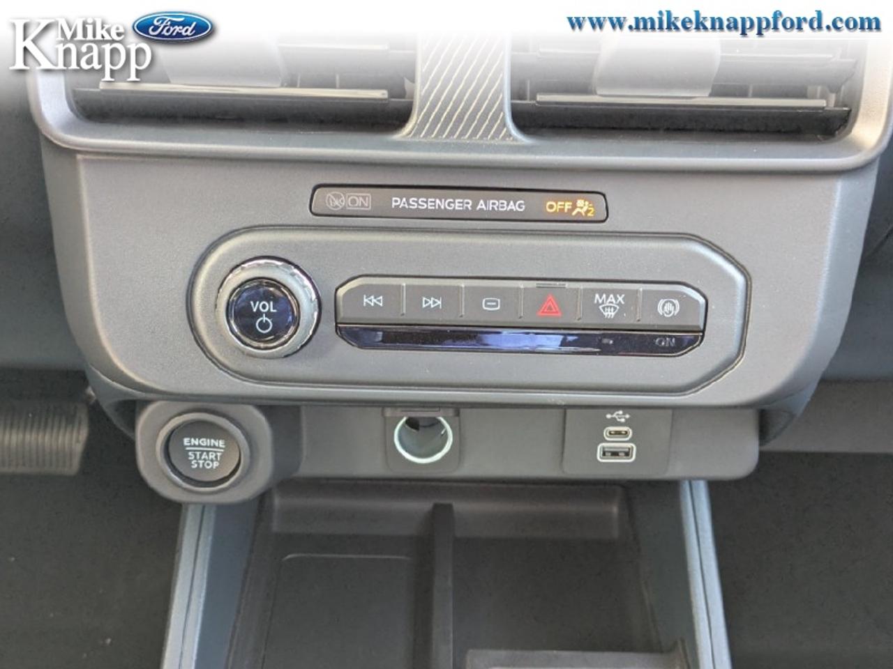 2026 Ford Maverick XLT Photo