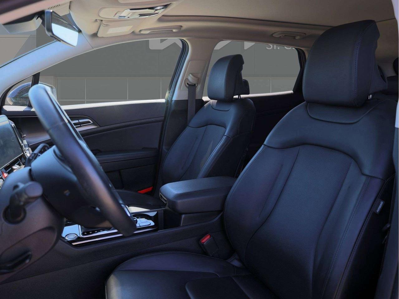 2025 Kia Sportage EX AWD   Panoramic Roof   Navigation   SmartCruise Photo