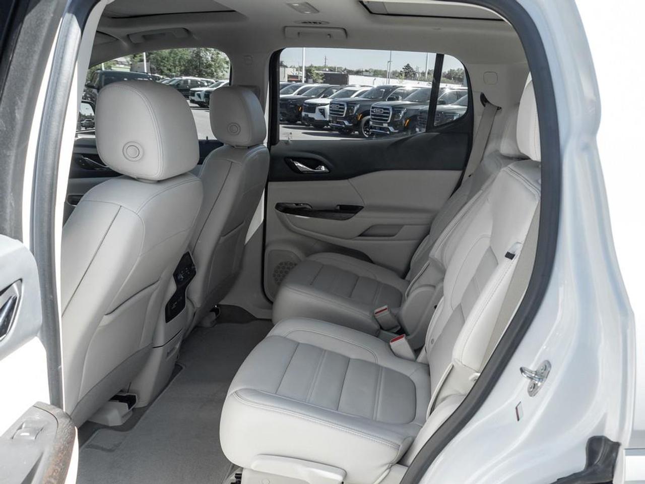 2020 GMC Acadia Denali All-wheel Drive Photo