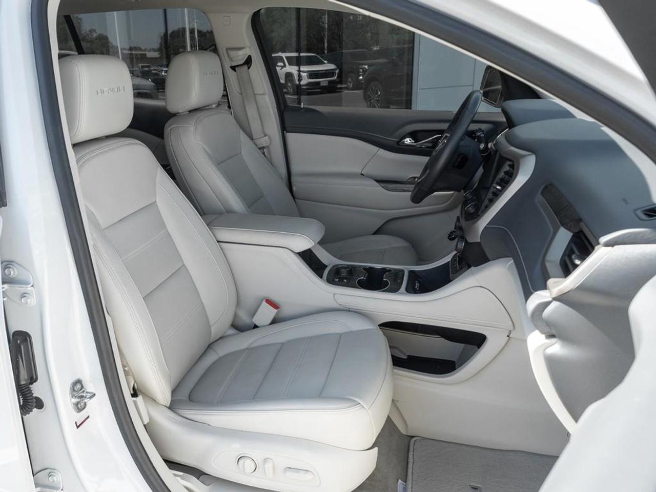 2020 GMC Acadia Denali All-wheel Drive Photo