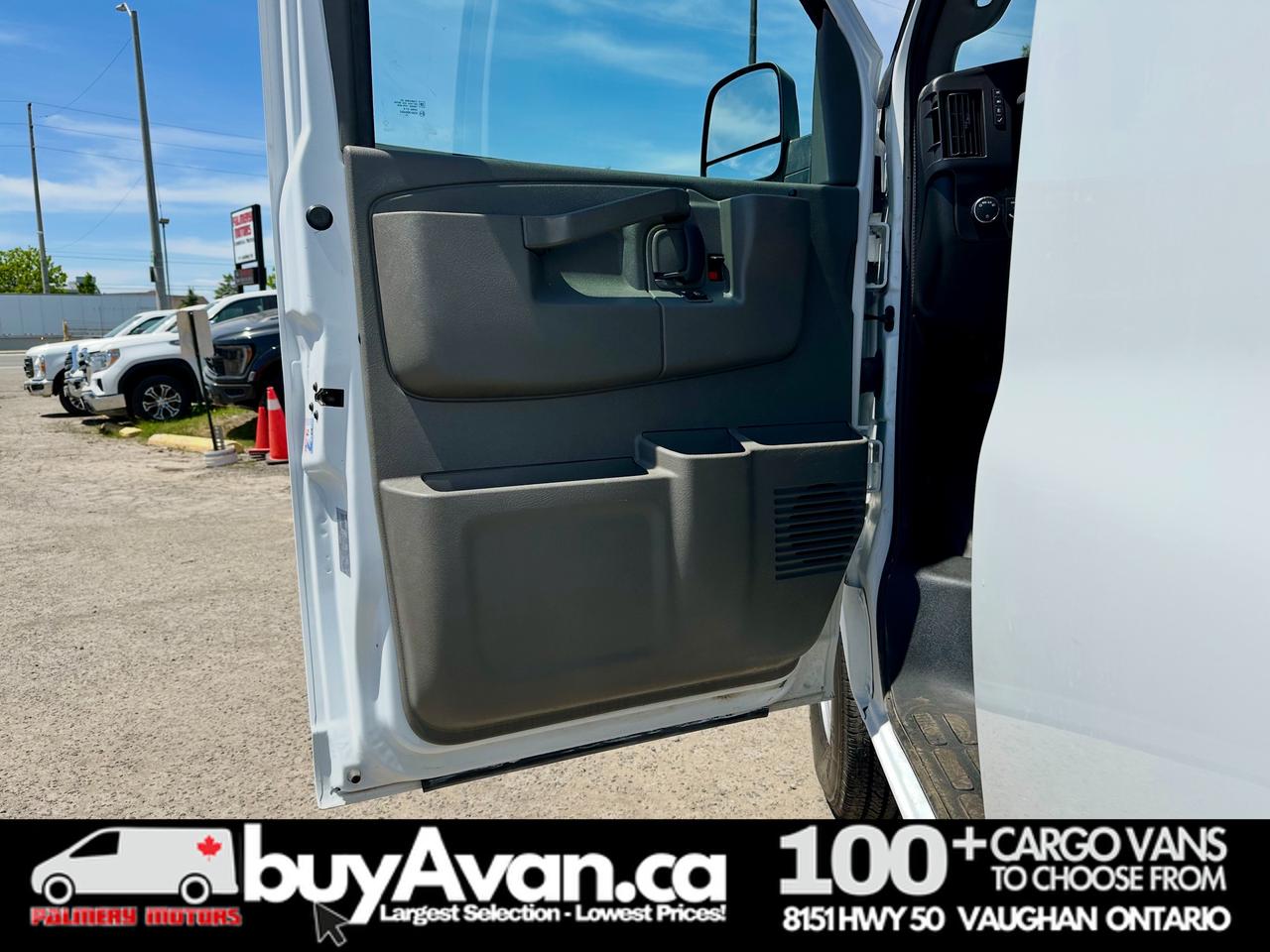 2025 Chevrolet Express 2500 Express 2500 + Divider No Windows Photo