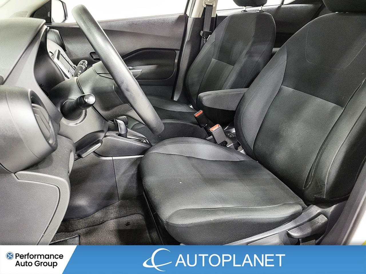 2024 Nissan Kicks S, Apple CarPlay, Back Up Cam, Bluetooth! Photo