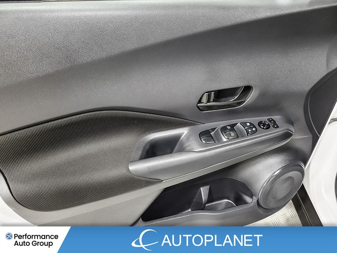 2024 Nissan Kicks S, Apple CarPlay, Back Up Cam, Bluetooth! Photo