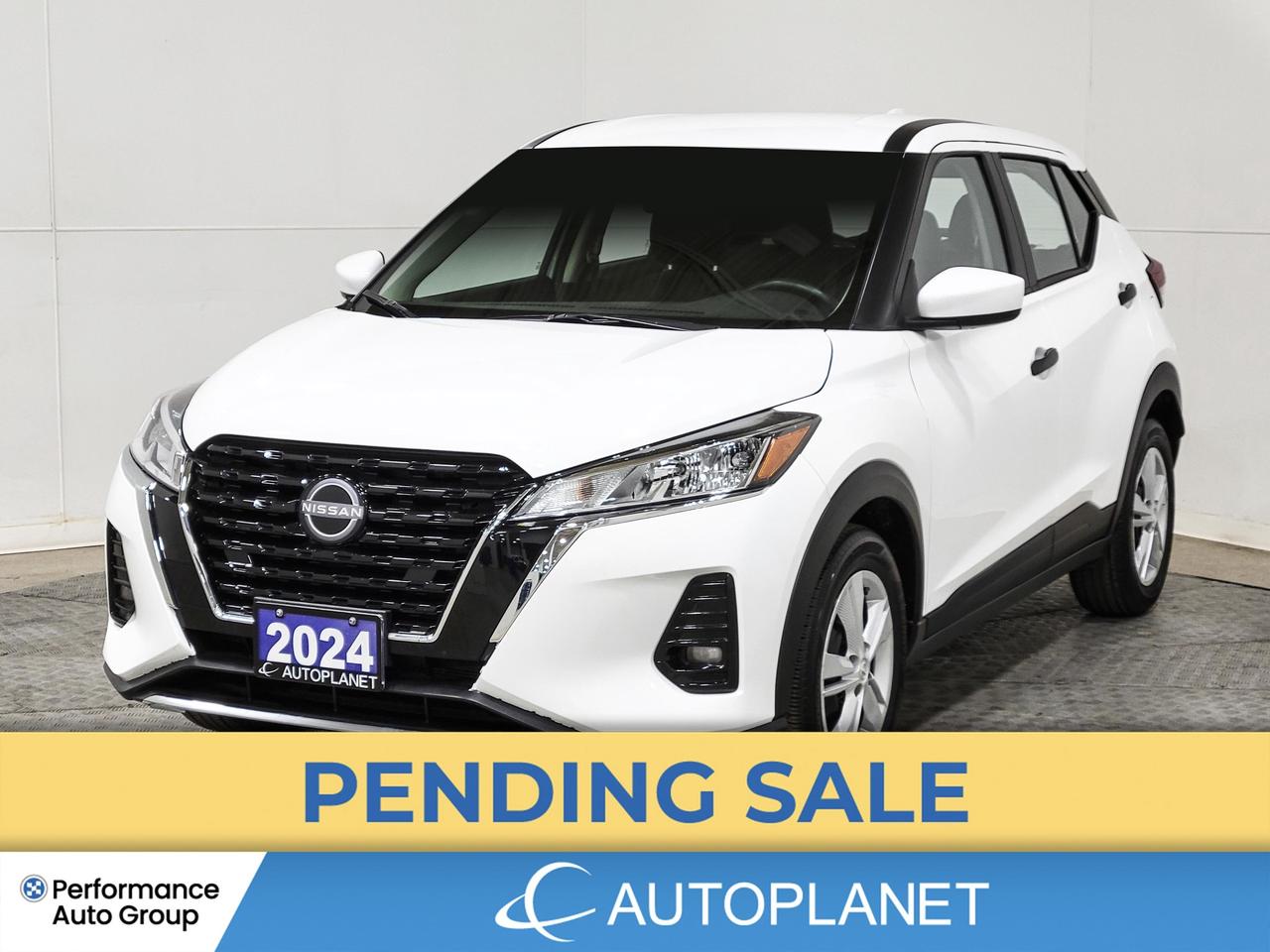 2024 Nissan Kicks S, Apple CarPlay, Back Up Cam, Bluetooth! Photo