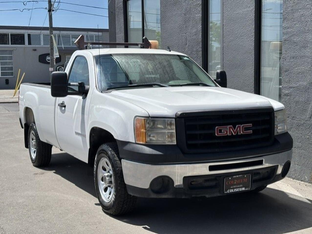 2009 GMC Sierra 1500 **ONLY 68,000KM-1 OWNER-REG CAB LONG BOX-4.8L V8** Photo
